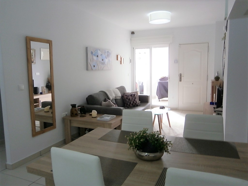 Moderno Apartamento en La Marina del Pinat – Elche