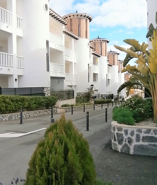 Moderno Apartamento en La Marina del Pinat – Elche