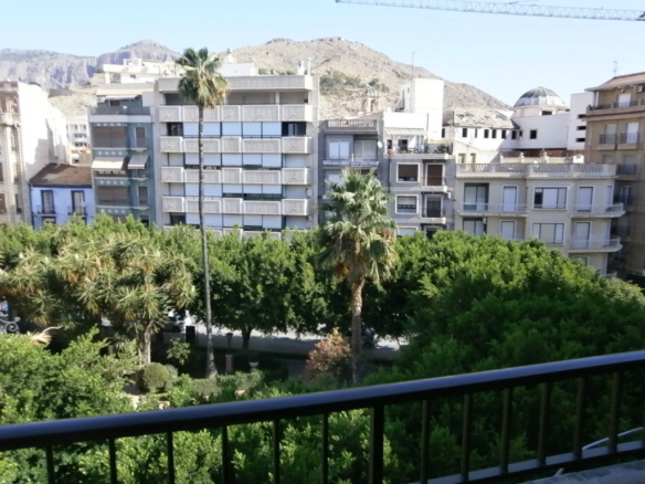 Amplio apartamento en Orihuela Centro