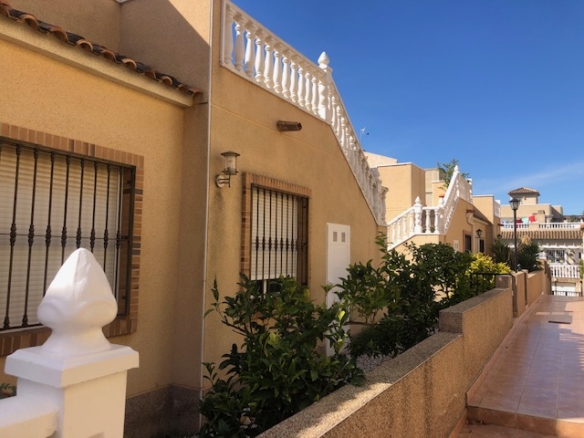 Bungalow planta baja en El Galán – San Miguel de Salinas